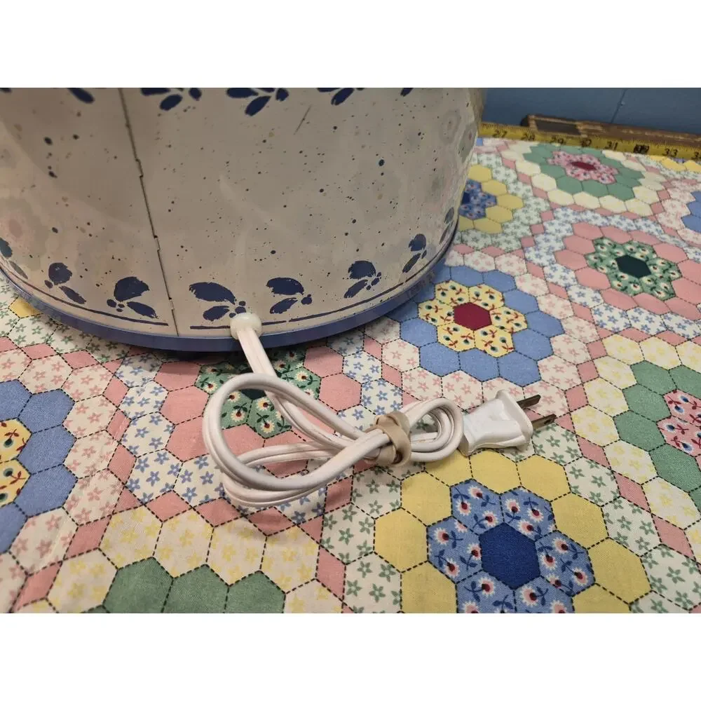 Vintage Rival Crock Pot / Slow Cooker 5 Qt Blue Leaves Pattern Works